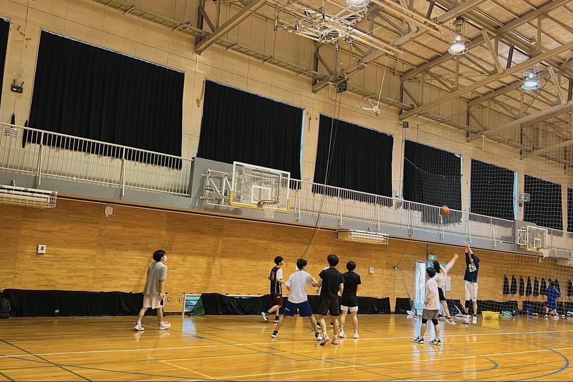 男子バスケットボール部４月活動写真 (9)